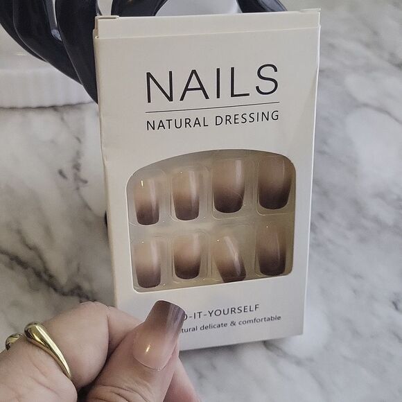 24pcs Square Press On Nails Medium White, Brown French Fake Nails - Picture 7 of 10